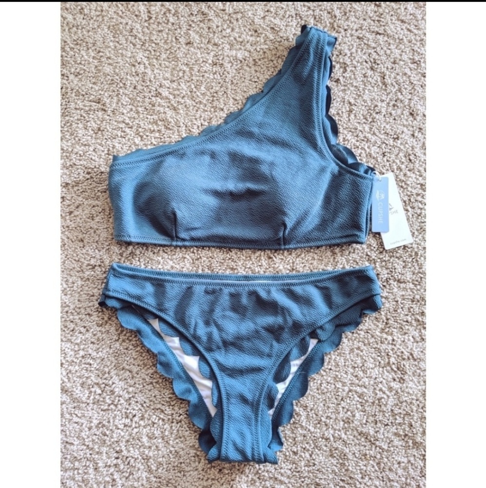 Cupshe scalloped one shoulder bikini swimsuit